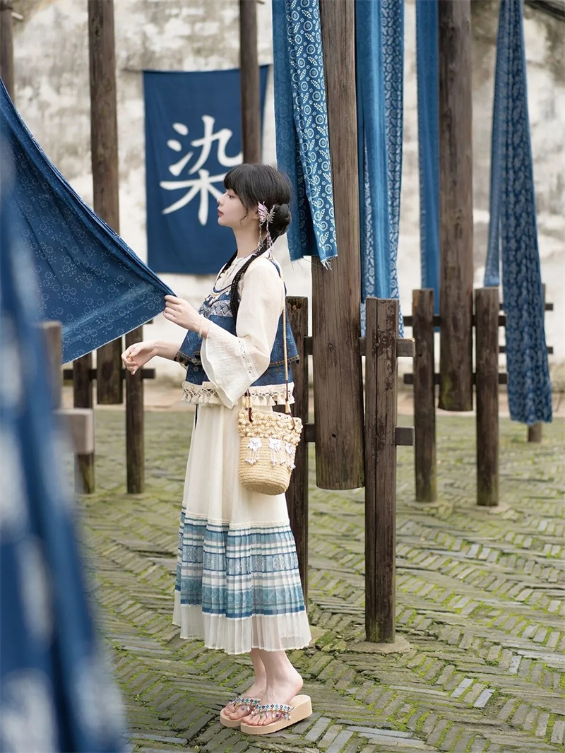 مجموعة كاملة مطرزة عِرقية مطبو - مراجعة Indigo Dye Kit وسعره